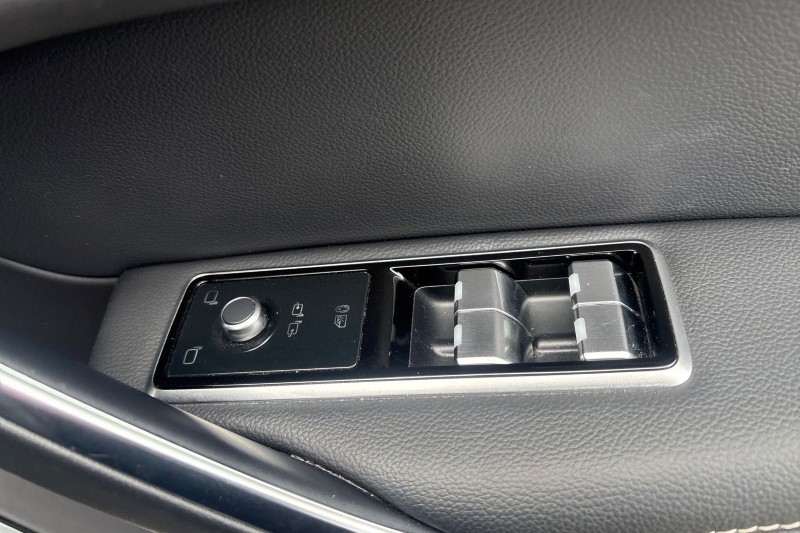 2023 (72) JAGUAR F-PACE 2.0 D200 R-Dynamic Black 5dr Auto AWD 5156221