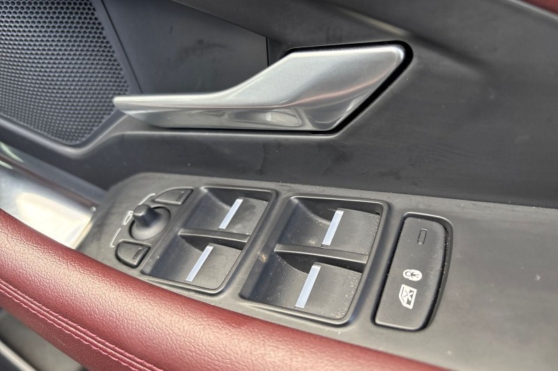 2023 (72) JAGUAR E-PACE 1.5 P300e R-Dynamic S 5dr Auto 5168144