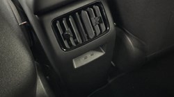 BYD DOLPHIN G 1.5 DM-i 212 Boost 5dr Auto 5734964