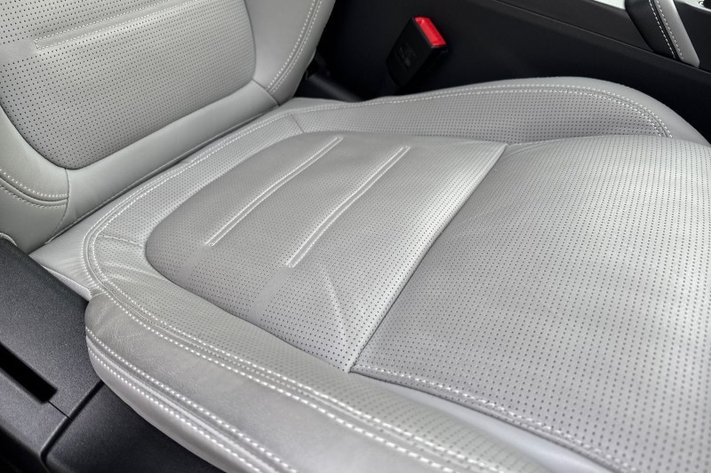 2023 (23) JAGUAR E-PACE 1.5 P300e R-Dynamic HSE 5dr Auto 5161234