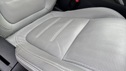 2023 (23) JAGUAR E-PACE 1.5 P300e R-Dynamic HSE 5dr Auto 5161234