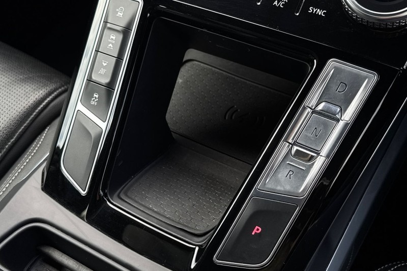 2022 (72) JAGUAR I-PACE 294kW EV400 Black 90kWh 5dr Auto [11kW Charger] 5159332