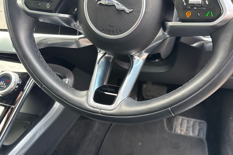 2022 (72) JAGUAR I-PACE 294kW EV400 Black 90kWh 5dr Auto [11kW Charger] 5159346