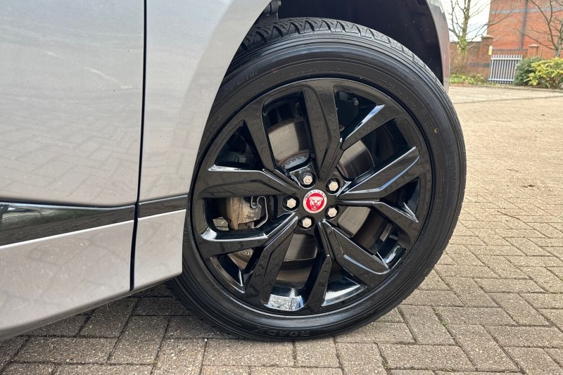 2022 (72) JAGUAR I-PACE 294kW EV400 Black 90kWh 5dr Auto [11kW Charger] 5159368