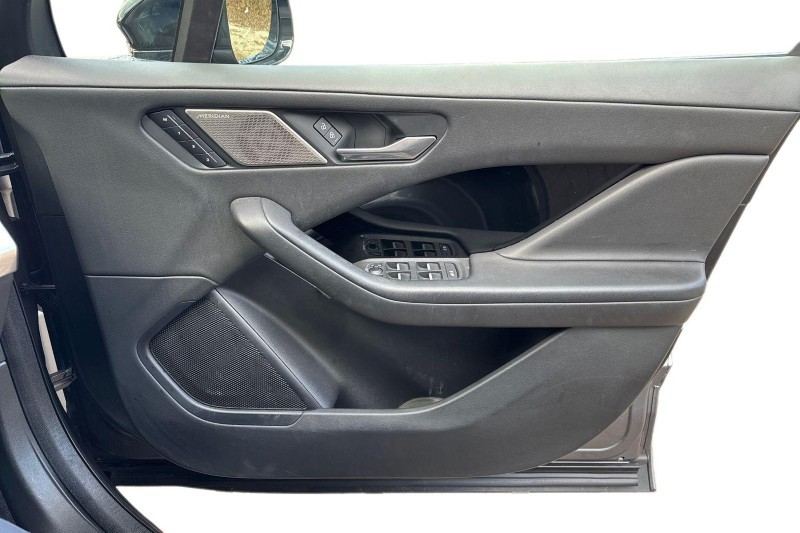 2022 (72) JAGUAR I-PACE 294kW EV400 Black 90kWh 5dr Auto [11kW Charger] 5159341