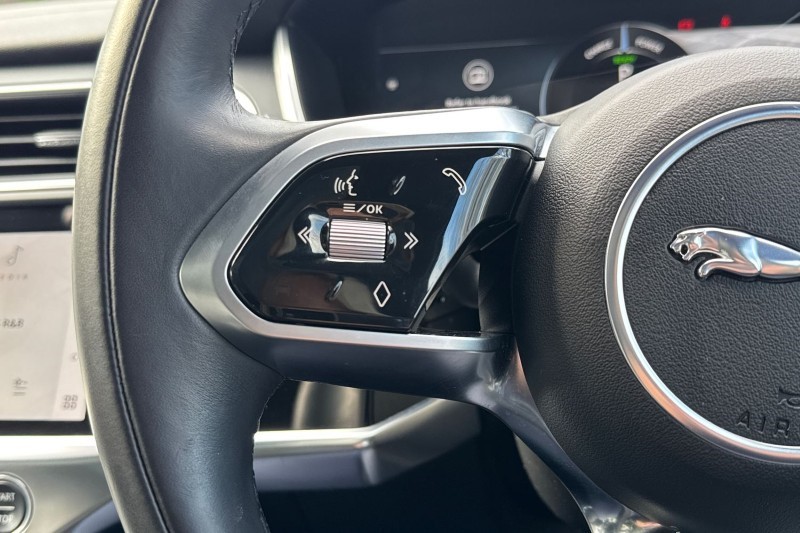 2022 (72) JAGUAR I-PACE 294kW EV400 Black 90kWh 5dr Auto [11kW Charger] 5159347
