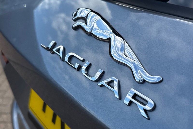2023 (73) JAGUAR F-PACE 2.0 D200 R-Dynamic S 5dr Auto AWD 5160919
