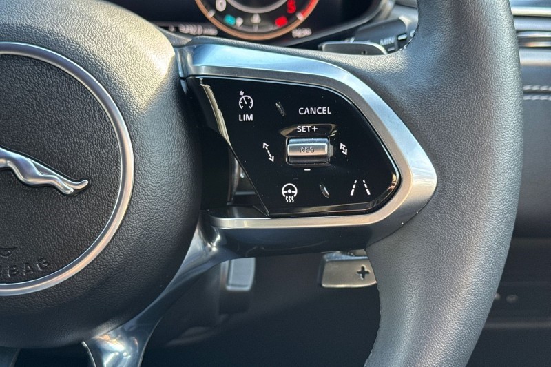 2023 (73) JAGUAR F-PACE 2.0 D200 R-Dynamic S 5dr Auto AWD 5160903