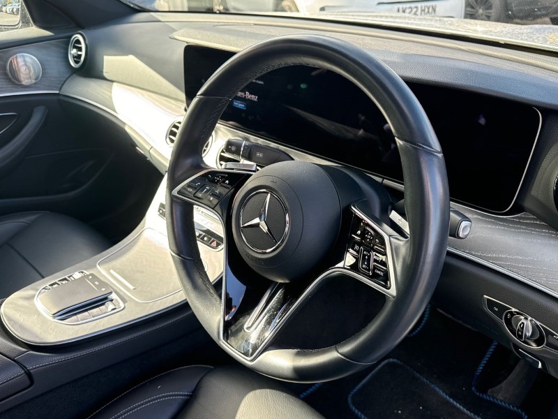 2022 (71) MERCEDES-BENZ E CLASS E220d AMG Line Night Edition Prem PLUS 4dr 9G-Tronic 3604811