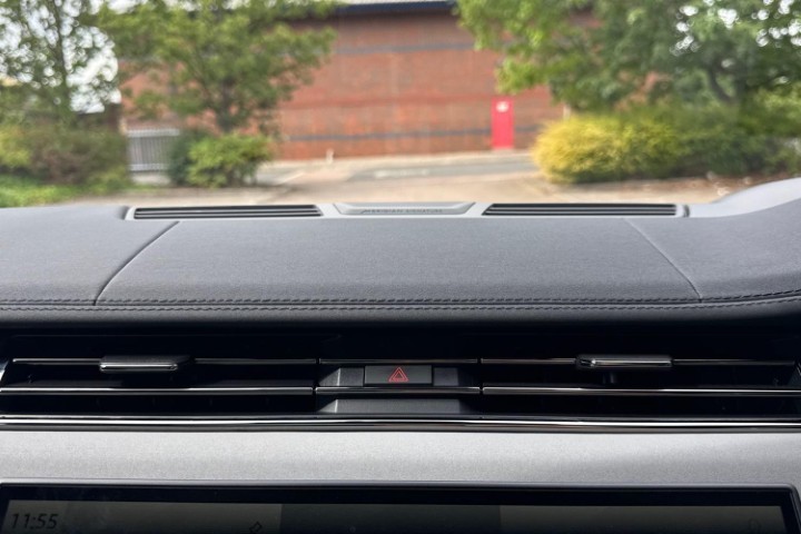 2026 (26) LAND ROVER RANGE ROVER SPORT 4.4 P635 V8 SV 5dr Auto 5724540