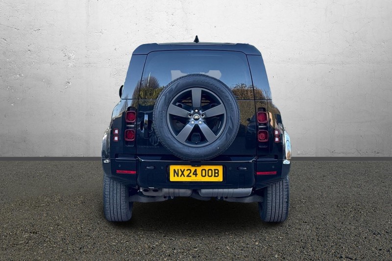 2024 (24) LAND ROVER DEFENDER 3.0 D250 X-Dynamic HSE 110 5dr Auto 5190362