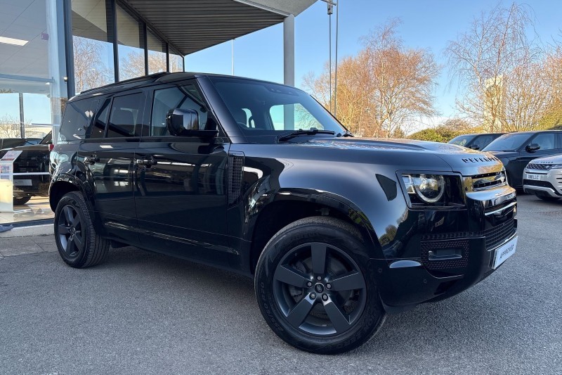 2024 (24) LAND ROVER DEFENDER 3.0 D250 X-Dynamic HSE 110 5dr Auto 5190403