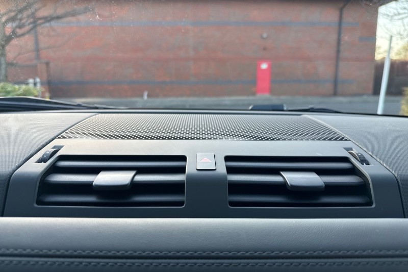 2025 (75) LAND ROVER DEFENDER 3.0 D350 X-Dynamic HSE 110 5dr Auto [7 Seat] 5192009