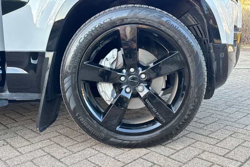 2025 (75) LAND ROVER DEFENDER 3.0 D350 X-Dynamic HSE 110 5dr Auto [7 Seat] 5191980