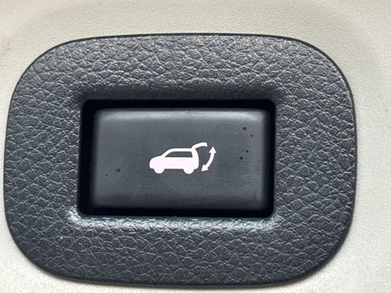 2018 (18) NISSAN X-TRAIL 1.6 dCi N-Connecta 5dr [7 Seat] 3622348