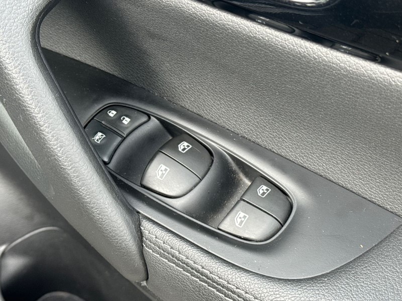 2020 (69) NISSAN QASHQAI 1.3 DiG-T 160 Acenta Premium 5dr 3617102