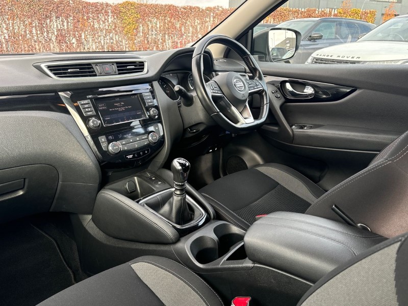 2020 (69) NISSAN QASHQAI 1.3 DiG-T 160 Acenta Premium 5dr 3617119