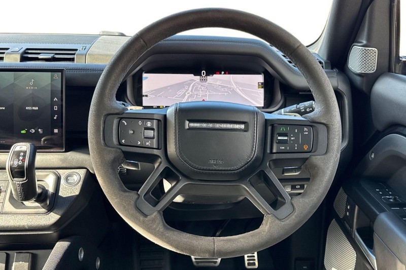 2024 (73) LAND ROVER DEFENDER 5.0 P500 V8 130 5dr Auto [8 Seat] 5159109