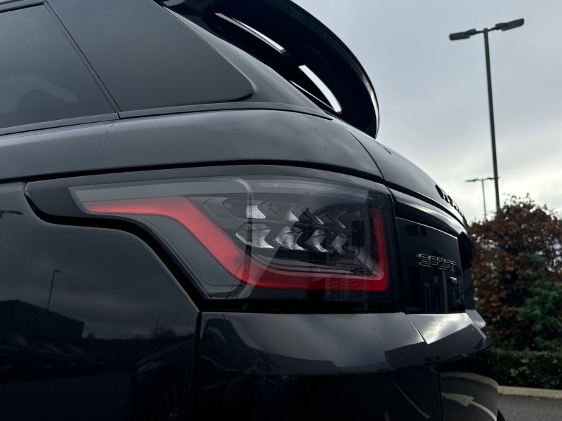 2022 (22) LAND ROVER RANGE ROVER SPORT 3.0 D300 HSE Dynamic Black 5dr Auto 3636031