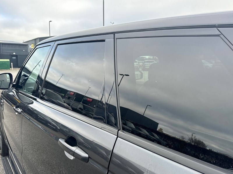 2022 (22) LAND ROVER RANGE ROVER SPORT 3.0 D300 HSE Dynamic Black 5dr Auto 3636026