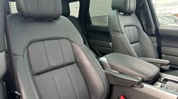 2022 (22) LAND ROVER RANGE ROVER SPORT 3.0 D300 HSE Dynamic Black 5dr Auto 3636005