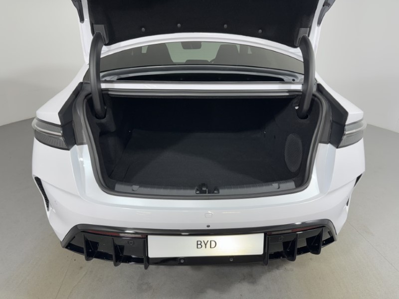 BYD SEAL 390kW Excellence AWD 83kWh 4dr Auto 5971024