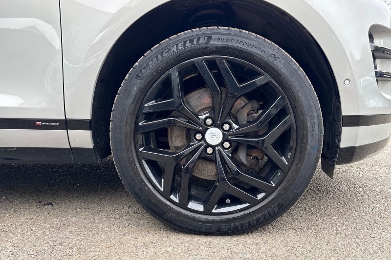 2019 (19) LAND ROVER RANGE ROVER EVOQUE 2.0 D180 R-Dynamic SE 5dr Auto 5209126