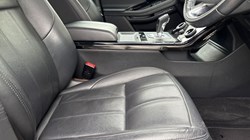 2019 (19) LAND ROVER RANGE ROVER EVOQUE 2.0 D180 R-Dynamic SE 5dr Auto 5209143
