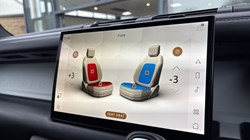 2022 (22) LAND ROVER DEFENDER 3.0 D300 X-Dynamic HSE 110 5dr Auto 5146873