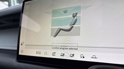 2022 (22) LAND ROVER DEFENDER 3.0 D300 X-Dynamic HSE 110 5dr Auto 5146872