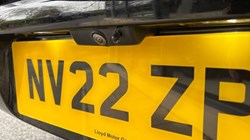 2022 (22) LAND ROVER DEFENDER 3.0 D300 X-Dynamic HSE 110 5dr Auto 5146881