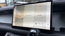 2022 (22) LAND ROVER DEFENDER 3.0 D300 X-Dynamic HSE 110 5dr Auto 5146867