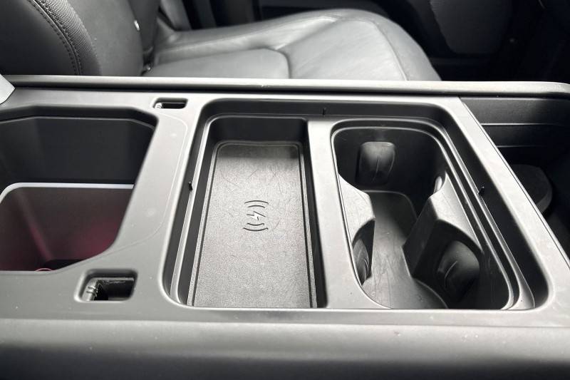 2022 (22) LAND ROVER DEFENDER 3.0 D300 X-Dynamic HSE 110 5dr Auto 5146875