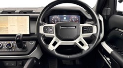 2022 (22) LAND ROVER DEFENDER 3.0 D300 X-Dynamic HSE 110 5dr Auto 5146851