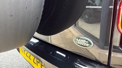 2022 (22) LAND ROVER DEFENDER 3.0 D300 X-Dynamic HSE 110 5dr Auto 5146886