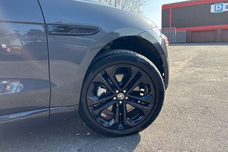 2024 (24) JAGUAR F-PACE 2.0 P400e R-Dynamic HSE Black 5dr Auto AWD 5136590