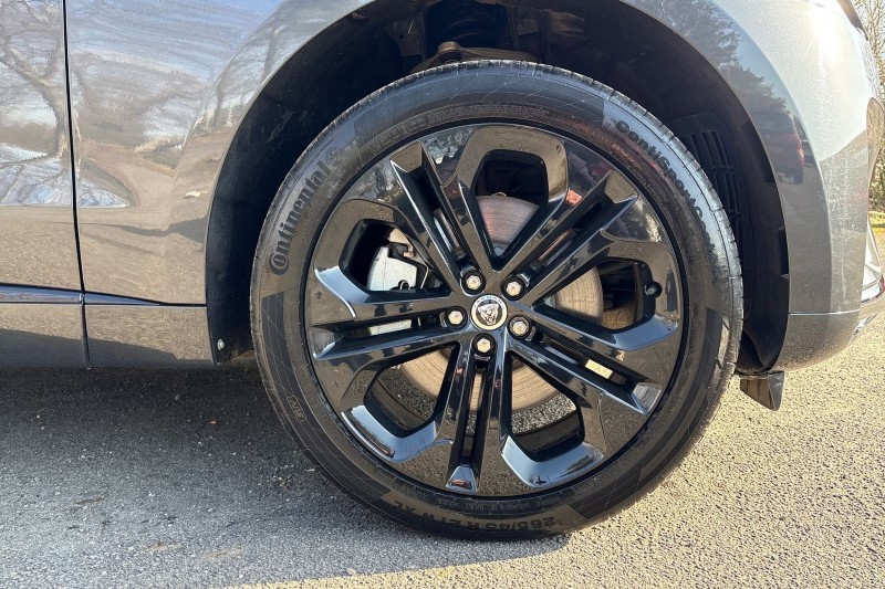 2024 (24) JAGUAR F-PACE 2.0 P400e R-Dynamic HSE Black 5dr Auto AWD 5136545