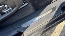 2024 (24) JAGUAR F-PACE 2.0 P400e R-Dynamic HSE Black 5dr Auto AWD 5136579