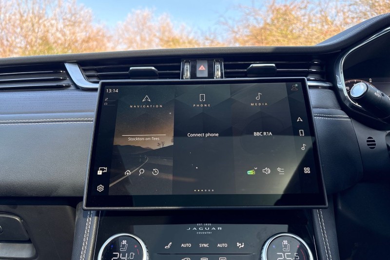 2024 (24) JAGUAR F-PACE 2.0 P400e R-Dynamic HSE Black 5dr Auto AWD 5136551