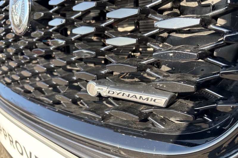 2024 (24) JAGUAR F-PACE 2.0 P400e R-Dynamic HSE Black 5dr Auto AWD 5136587