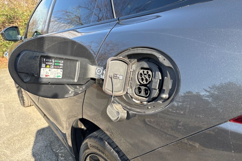 2024 (24) JAGUAR F-PACE 2.0 P400e R-Dynamic HSE Black 5dr Auto AWD 5136559