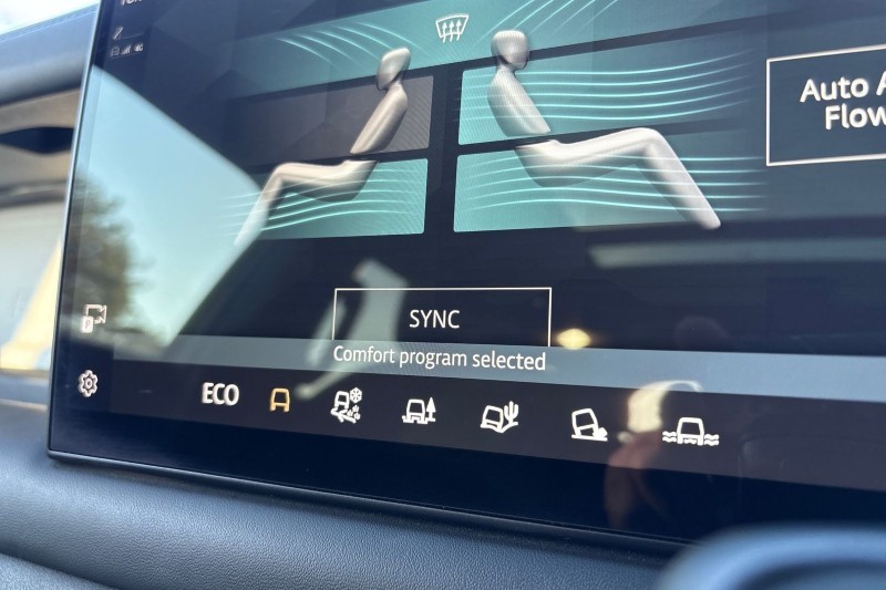 2025 (74) LAND ROVER DEFENDER 3.0 D350 X-Dynamic HSE 110 5dr Auto [7 Seat] 5136628