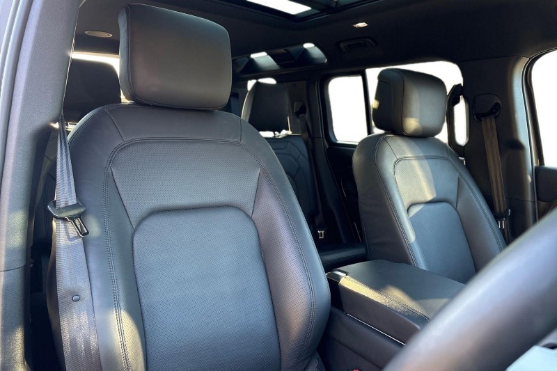 2025 (74) LAND ROVER DEFENDER 3.0 D350 X-Dynamic HSE 110 5dr Auto [7 Seat] 5136619