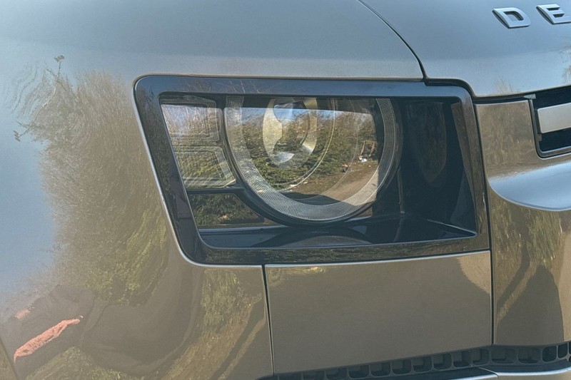 2025 (74) LAND ROVER DEFENDER 3.0 D350 X-Dynamic HSE 110 5dr Auto [7 Seat] 5136609