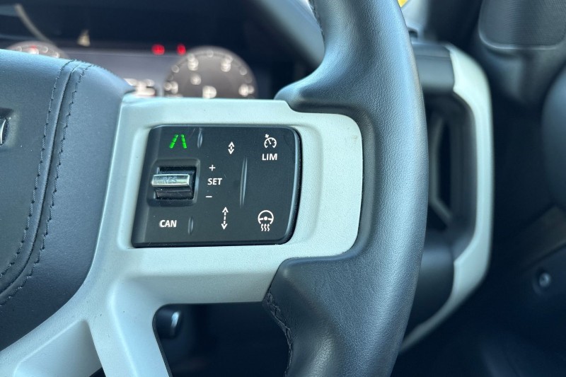 2025 (74) LAND ROVER DEFENDER 3.0 D350 X-Dynamic HSE 110 5dr Auto [7 Seat] 5136622