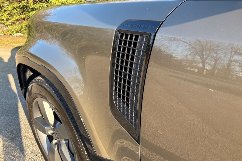 2025 (74) LAND ROVER DEFENDER 3.0 D350 X-Dynamic HSE 110 5dr Auto [7 Seat] 5136612