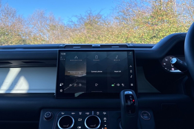 2025 (74) LAND ROVER DEFENDER 3.0 D350 X-Dynamic HSE 110 5dr Auto [7 Seat] 5136606