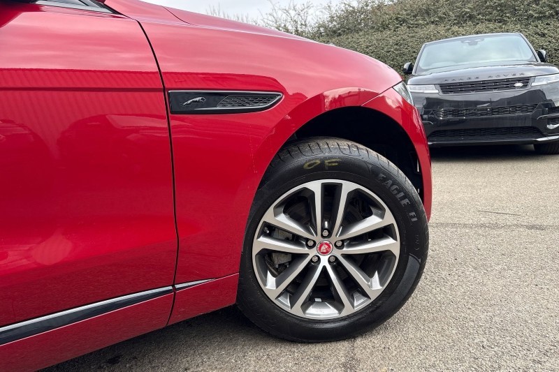 2024 (24) JAGUAR F-PACE 2.0 D200 R-Dynamic SE Black 5dr Auto AWD 5153552