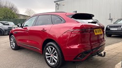 2024 (24) JAGUAR F-PACE 2.0 D200 R-Dynamic SE Black 5dr Auto AWD 5153549
