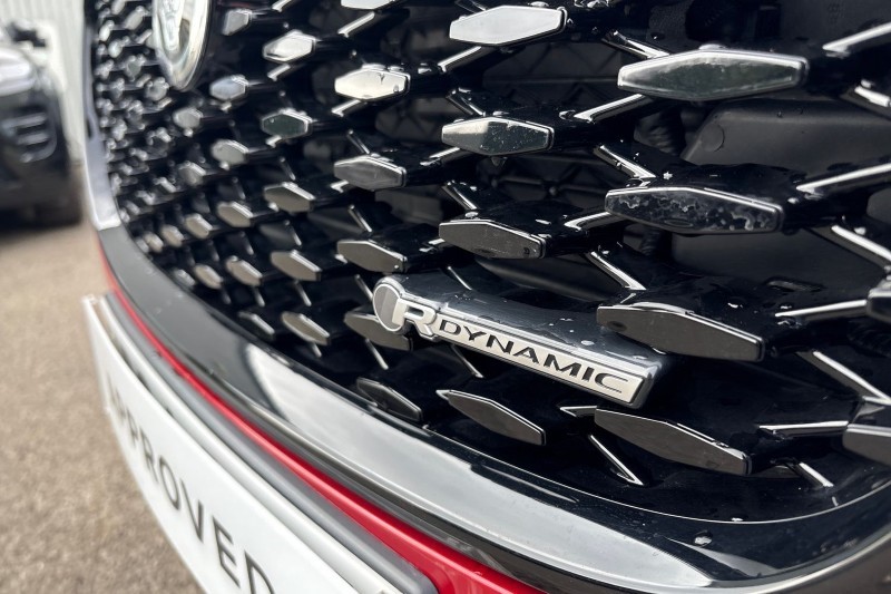 2024 (24) JAGUAR F-PACE 2.0 D200 R-Dynamic SE Black 5dr Auto AWD 5153557